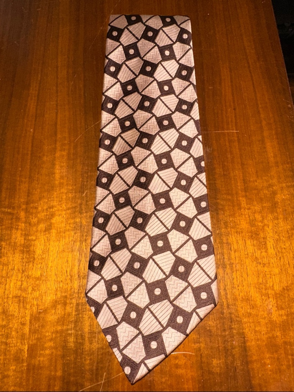 Vintage 70s Tie Rack Brand Geometric Brown &‎ Tan Polyester Wide Tie